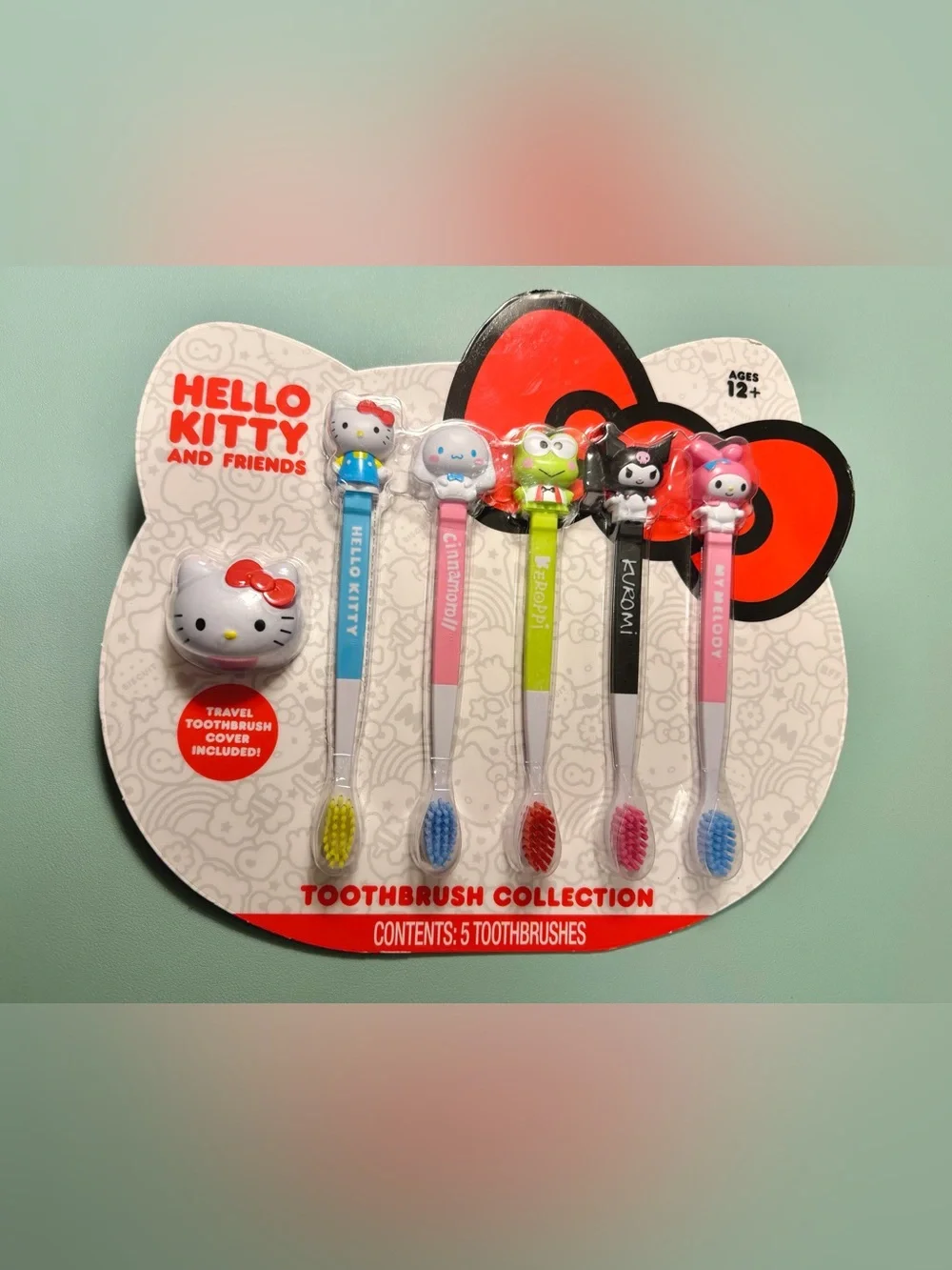 Hello Kitty and friends toothbrush set